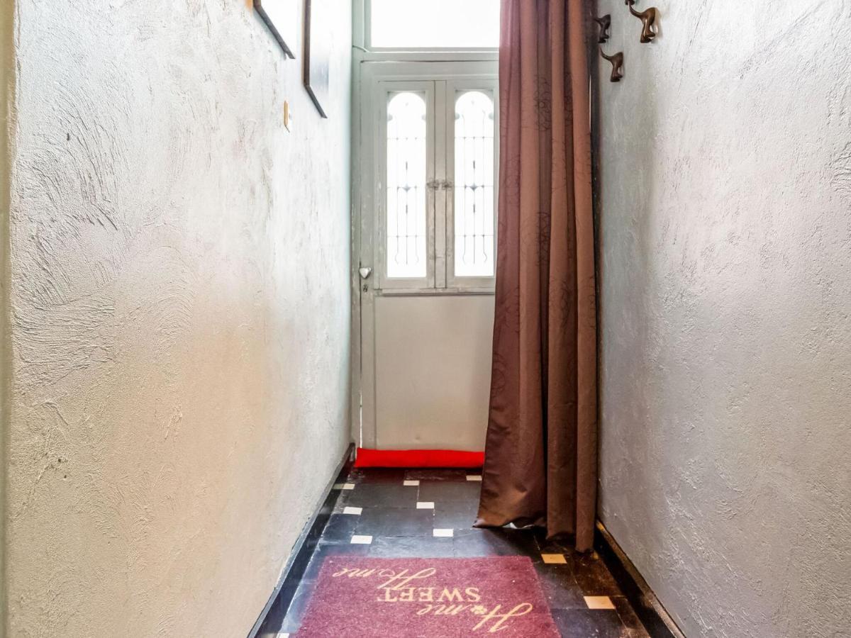 Hébergement de vacances Town House With View Over The 3 Towers Of *